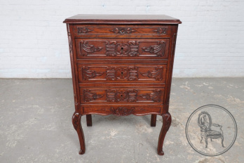 Антикварный дубовый комод с тремя ящичками код. BE107331