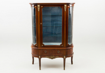 Старинная витрина код. RM33743