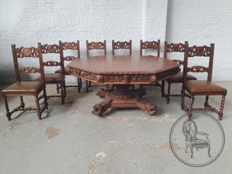 Антикварный дубовый стол большого размера и восемь стульев в рыцарском стиле код. BE4161630