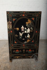 Старинный комод с инкрустацией в ориентальном стиле код. BE4097298