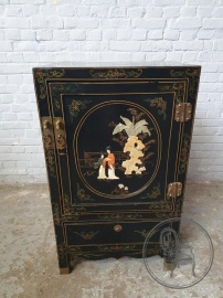 Старинный расписной комод в ориентальном стиле код. BE4109113