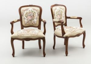 картинка Старинные кресла (2 шт.) салоне старинных вещей "Шебби" являющийся официальным дистрибьютором в России и Беларуси