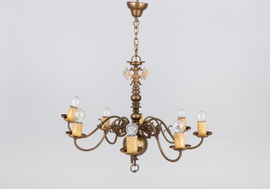 картинка Старинная люстра салоне старинных вещей "Шебби" являющийся официальным дистрибьютором в России и Беларуси