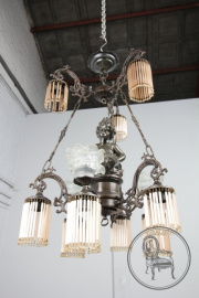 Люстра в стиле рококо с фигурой путти код. BE107373