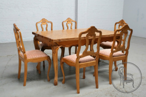 картинка Антикварный стол и стулья (6 шт.) из дуба в стиле рококо салоне старинных вещей "Шебби" являющийся официальным дистрибьютором в России и Беларуси