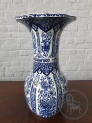 Старинная ваза Delft с росписью в ботаническом стиле код. BE4097378