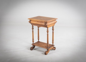 Антикварный столик для рукоделия код.&nbsp;RM4165815