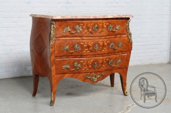 Старинный комод из палисандра с мрамором код. BE4097091