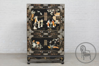 Старинный комод код. BE6186