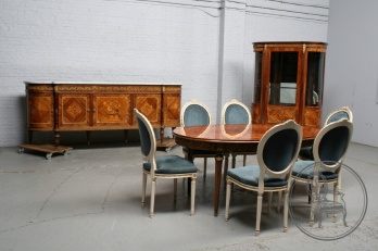 Старинный набор для столовой из палисандра с инкрустацией в технике маркетри с бронзовыми накладками код. BE4096832