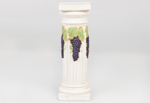 картинка Старинная колонна с виноградными гроздьями салоне старинных вещей "Шебби" являющийся официальным дистрибьютором в России и Беларуси