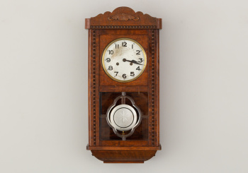 Антикварные настенные часы код. RM54975