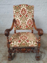 Антикварное ореховое резное кресло код. BE4097306