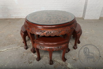 Старинный набор стол и три стула с резьбой в ориентальном стиле код. BE84889