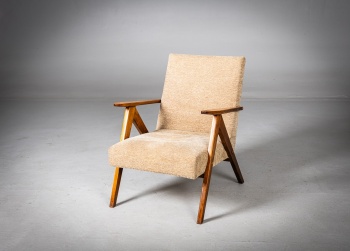 Старинное кресло модели B-310 (Lounge Chair), разработанное в 1960-х годах в Польше код.&nbsp;RM4165867