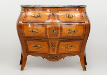 Старинный комод код. RM47724