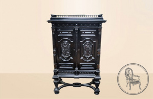 картинка Антикварный буфет салоне старинных вещей "Шебби" являющийся официальным дистрибьютором в России и Беларуси