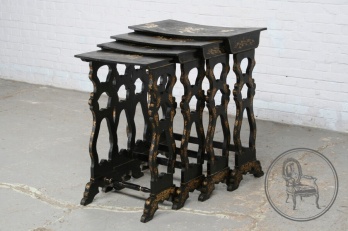 Антикварный набор столиков с золоченой росписью код. BE4101748