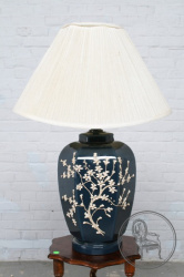 Старинная настольная лампа код. BE19504