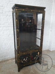 Старинная витрина в ориентальном стиле код. BE4147208