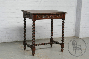 Антикварный столик код. BE6581