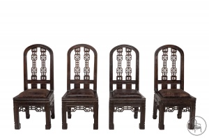 картинка Антикварный набор стульев салоне старинных вещей "Шебби" являющийся официальным дистрибьютором в России и Беларуси