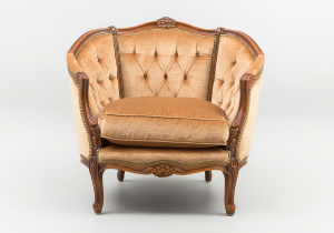 картинка Старинное креслo салоне старинных вещей "Шебби" являющийся официальным дистрибьютором в России и Беларуси