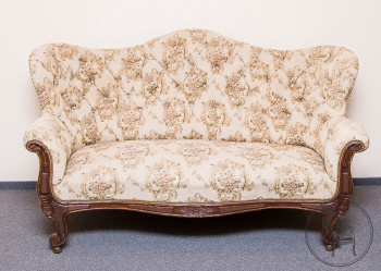 Антикварная софа код. SR1519