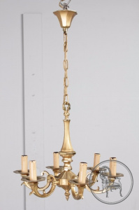 картинка Старинная бронзовая люстра салоне старинных вещей "Шебби" являющийся официальным дистрибьютором в России и Беларуси