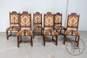 картинка Старинный комплект для столовой из дуба, стол и 6 стульев, в стиле ренессанс салоне старинных вещей "Шебби" являющийся официальным дистрибьютором в России и Беларуси