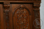Антикварный ореховый книжный шкаф с резным растительным орнаментом код. BE3259267 фото 2