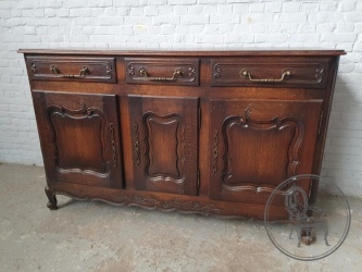 Антикварный дубовый комод с витиеватой резьбой код. BE4097593