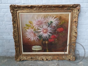 картинка Старинная картина "Натюрморт с букетом" салоне старинных вещей "Шебби" являющийся официальным дистрибьютором в России и Беларуси