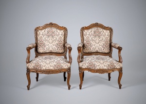 Комплект антикварных кресел (2 шт.) с резьбой код.&nbsp;RM4166584