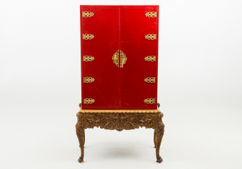 Старинный посудный шкаф код. RM31372