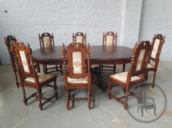Старинный комплект: cтол в Охотничьем стиле и стулья (8 шт.) код.&nbsp;BE4165984