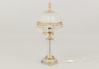 Старинная настольная лампа код. RM61741