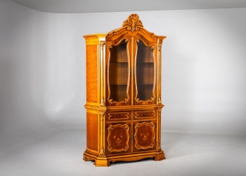 Старинная витрина из бука, модель «Мона Лиза» код.&nbsp;RM4165898