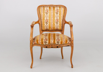 Старинное кресло код. RM40620