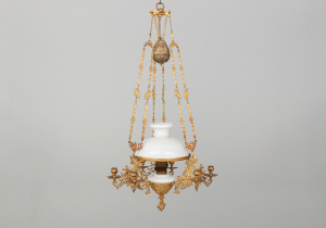 картинка Старинная люстра салоне старинных вещей "Шебби" являющийся официальным дистрибьютором в России и Беларуси