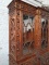 Антикварная витрина с ажурной узорчатой резьбой код. BE4097751 фото 2