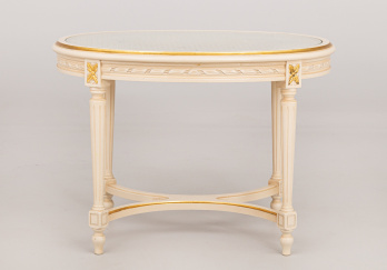 Старинный столик код. RM41084