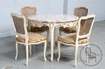 Старинный ореховый набор для столовой код. BE4097537