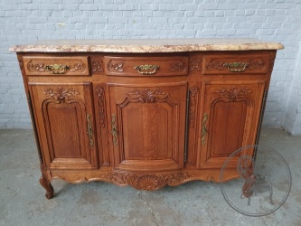 Антикварный комод с художественной резьбой и мраморной столешницей код. BE4097639