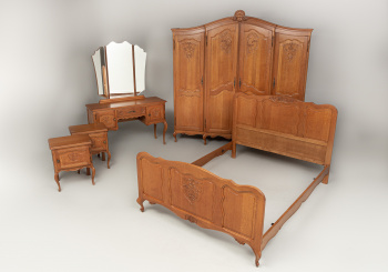 Старинный спальный гарнитур код. RM60634