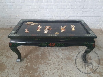 Старинный китайский столик с инкрустацией камнем и перламутром код. BE4139766