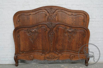 Антикварная кровать код. BE9332