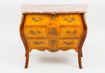 Старинный комод код. RM5278