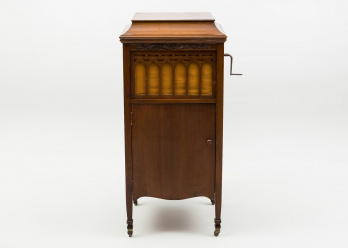 Кабинетный патефон код. NL9270