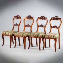 Антикварный комплект стульев из ореха (4 шт.) с полосатой обивкой код. RM4160891